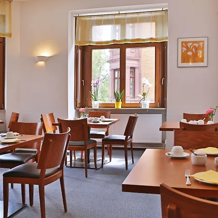 Restaurant Krokodil Hotel 3*