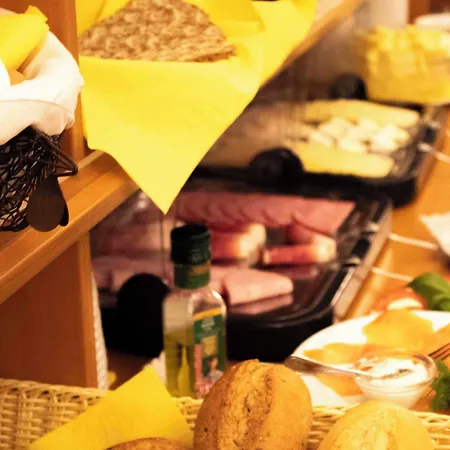 レストラン クロコディル ホテル ハイデルベルク